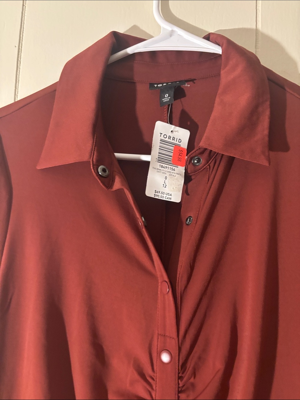 torrid Ruched Button-Front Midi Dress in Rust - Picture 3 of 8